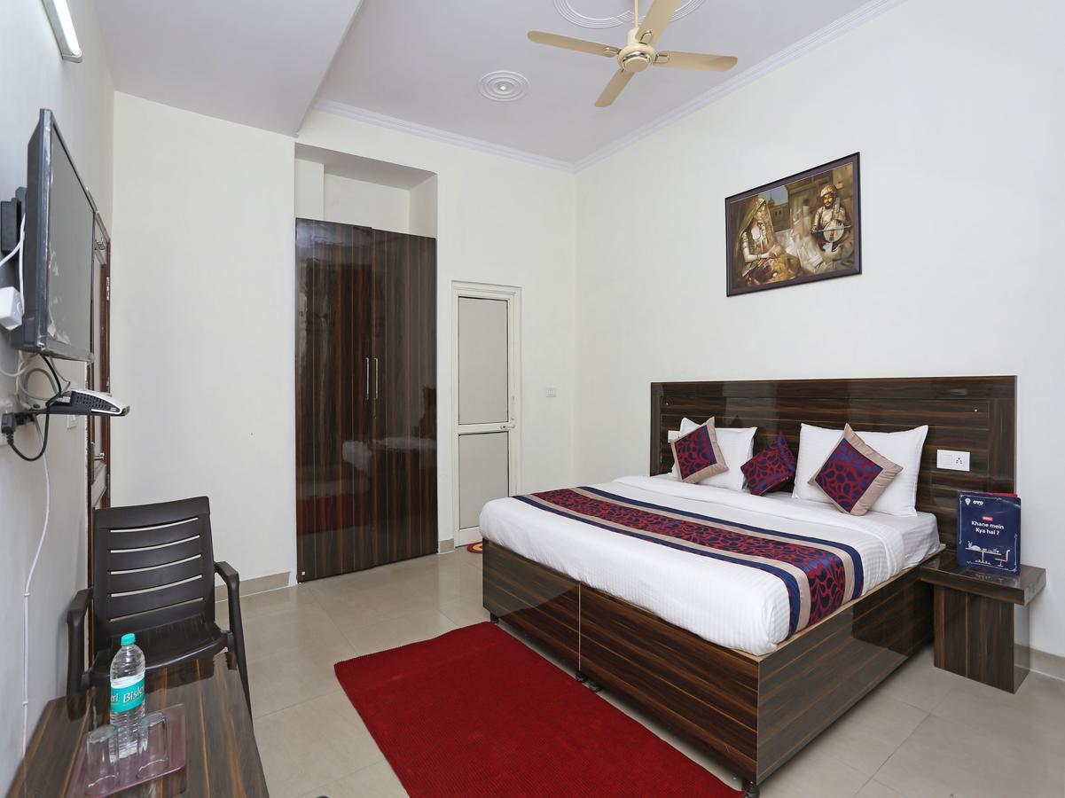 OYO 8910 Celeste Inn Greater Noida Extérieur photo