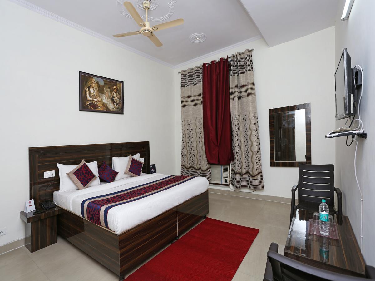 OYO 8910 Celeste Inn Greater Noida Extérieur photo