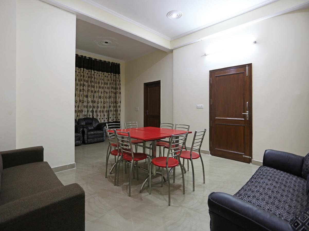 OYO 8910 Celeste Inn Greater Noida Extérieur photo